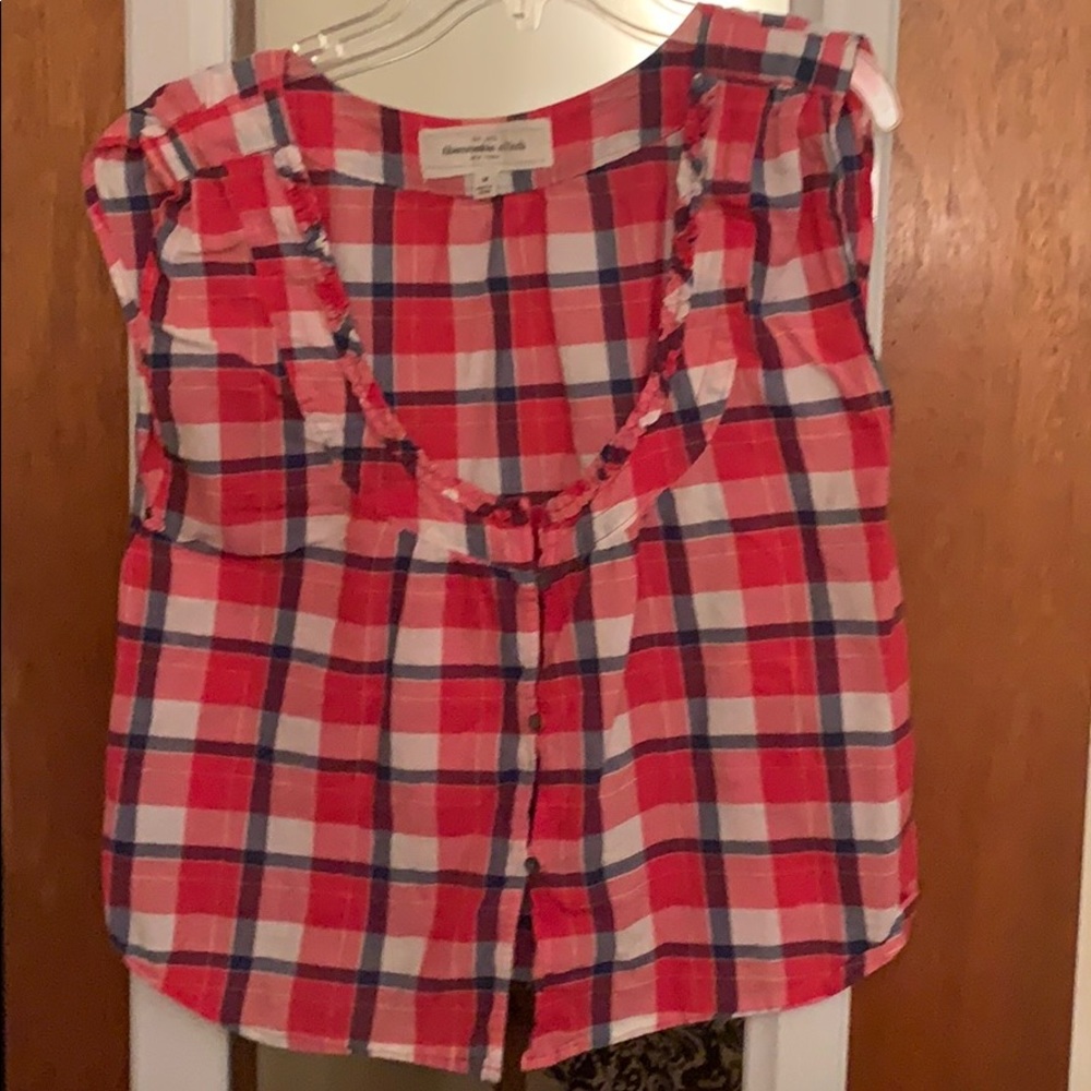 A and F red white and blue top